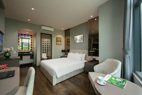 Ping Hotel: Khách Sạn Gần Công Viên Cầu Giấy Trên Đường Dương Đình Nghệ